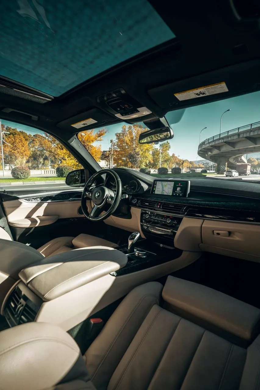 BMW X5 2019 - rear view - RentGeo Cars