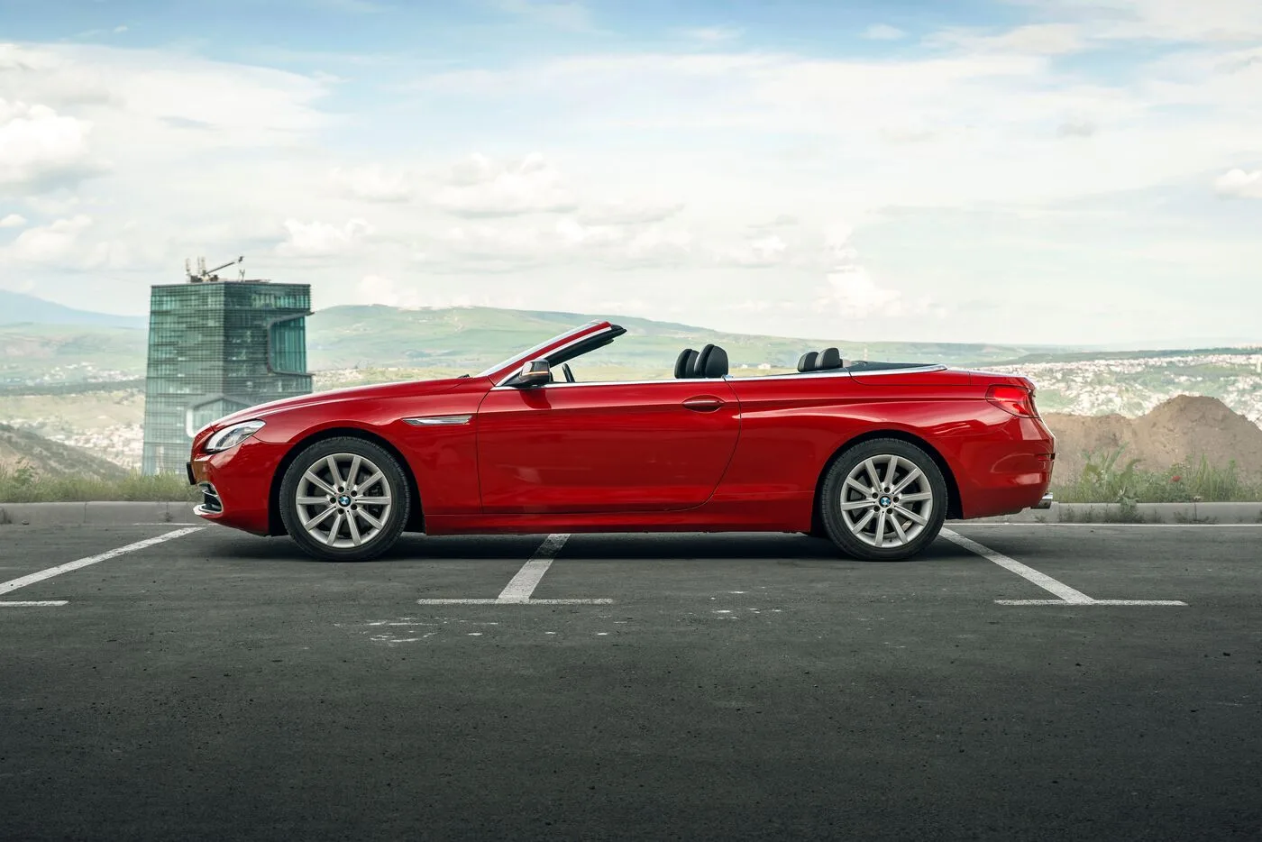 BMW 640i Cabrio 2018 - side view